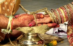 Indian_Marriage_Holding_Hands