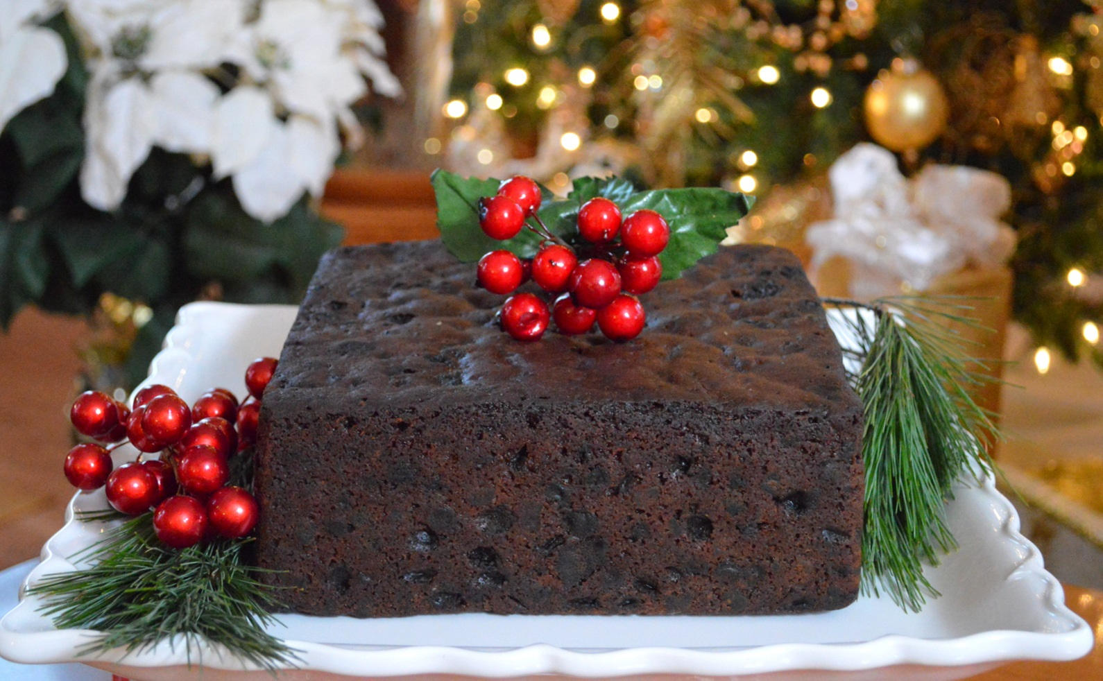 Learn The Easy Recipe of Christmas Fruit Cake - Ferns N Petals