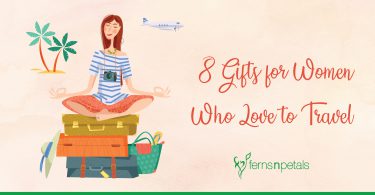 blog cover - 8 gifts for women who love to travel