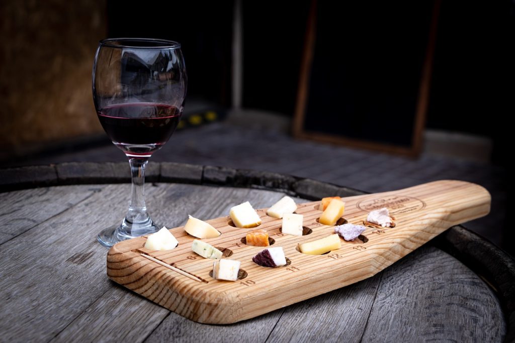 Red Wine & White Wine with Cheese
