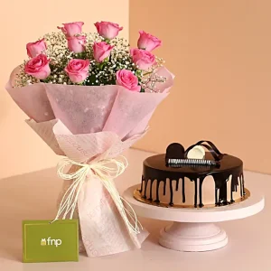 Dreamy Pink Roses Bouquet & Chocolate Cake